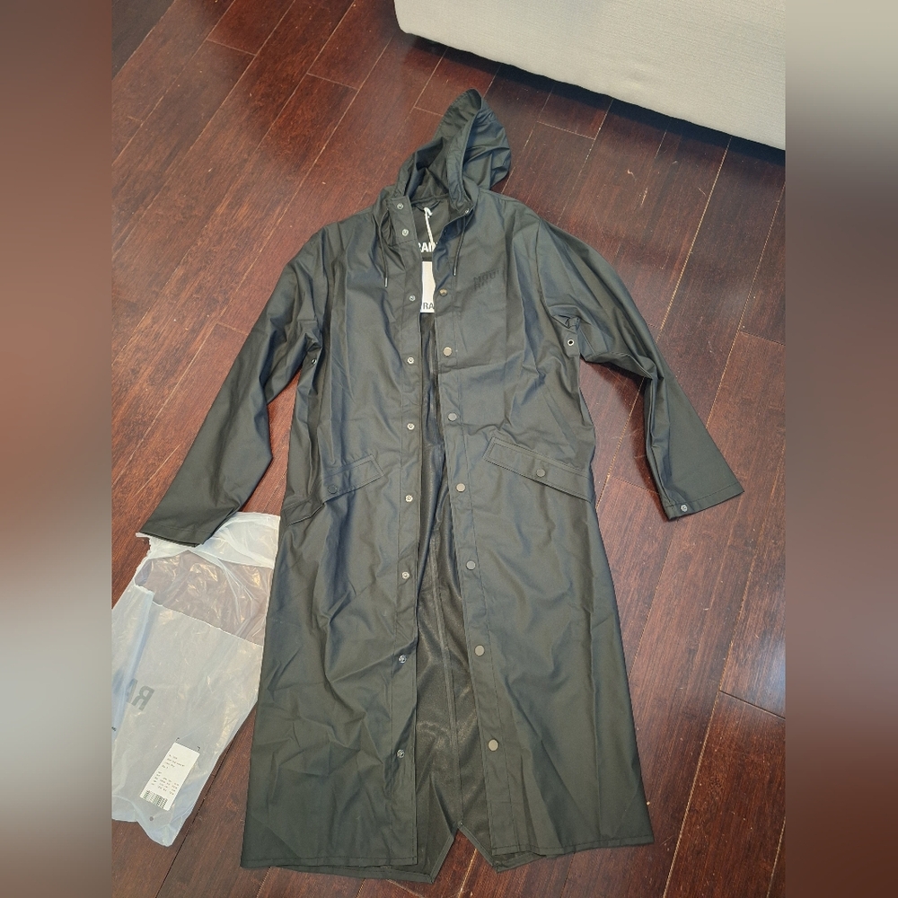 RAINS Longer Rain Jacket, Size Small. Black. Brand New With Tags.